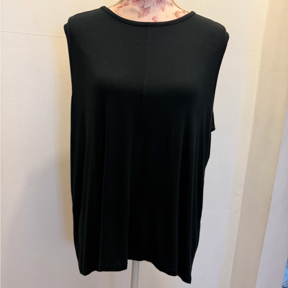 Tahari Woman Black Sleeveless Tank Top